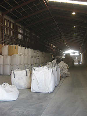 At the moment, processed minerals are handled in one tonne bags. Most of the zeolite is produced as absorbent products.